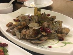 -洁神饭庄·海鲜·青岛菜·30年老字号(五四广场店)