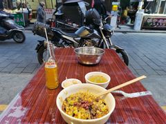 -老乌家特色小炒泡馍(大皮院店)