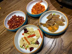 -明洞阿姨·韩式酱蟹烤肉·创意料理(三元桥店)