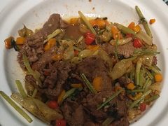 -楼兰古丽·新疆拌面·清真(华阳城店)