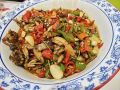 青蛙-三只鸟本地特色菜馆(上饶总店)