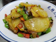 -六弟特色小馆(人民新村店)