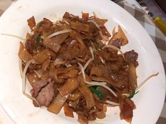 -新大咀港式茶餐厅(宝山万达店)