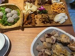 -小锅巴纳西餐厅
