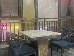 -凤凰路何眼镜香辣蟹(花果园店)