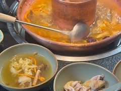 -菌自由丨野生菌火锅特色庭院餐厅(丽江古城店)