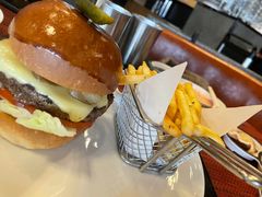 -WOLFGANG PUCK KITCHEN & BAR(迪士尼小镇店)