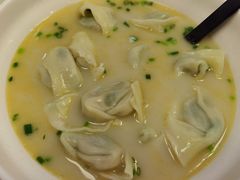 八仙桥黄鱼馄饨-南八仙·老上海味道(南京东路店)