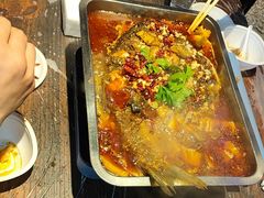 -老街烧烤大排档·地道湖北菜·龙虾馆(汉口火车站店)