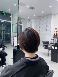 -5M HAIR SALON