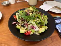 牛油果健康色拉-一尺花园(安和花园店)