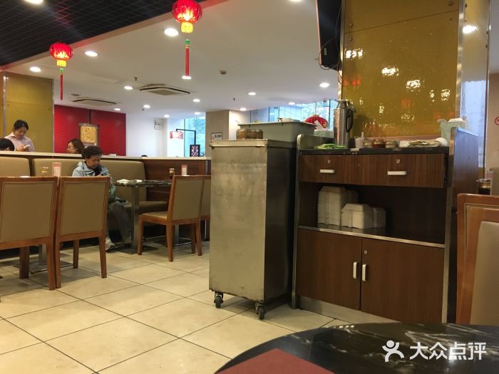 王家沙点心店(南京西路总店)大堂图片