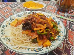 -沙枣树辣子鸡•新疆家常菜(喀什西路店)