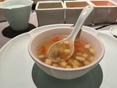 -左庭右院鲜牛肉火锅黑金店(陆家嘴中心店)