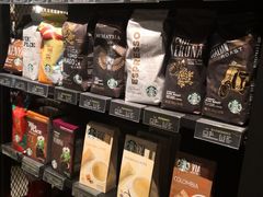 -星巴克臻选(南京金茂览秀城店)