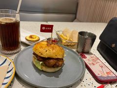 -必胜客(王府井店)