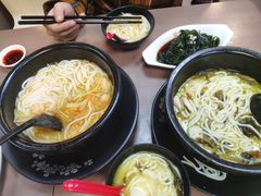 -灵芝妹子海鲜米线(香炉礁山姆店)