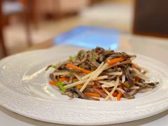 子龙脱袍-马凯餐厅(长椿街店)