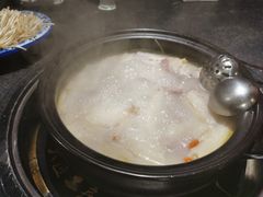 -大匠工房古船木艺术餐厅·猪肚鸡专门店(长白仙岛店)