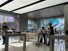 -DJI大疆(深圳华强北曼哈授权体验店)