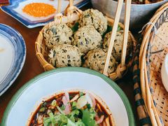 -包整·丝娃娃(一览甲秀楼风景店)