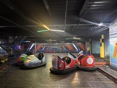 -极限PLAY运动娱乐新世界·团建派对表演休闲馆·室内高空游乐园