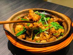 啫啫牛蛙煲-鹊玥·粤菜小馆(汇智国际商业中心店)