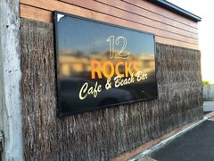 -12 Rocks Beach Bar Cafe