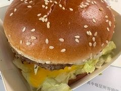 -麦当劳(展览路店)