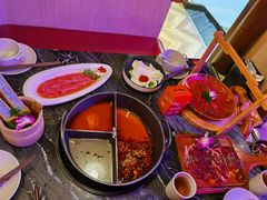 -热火朝天鲜切牛肉火锅(南强街巷店)