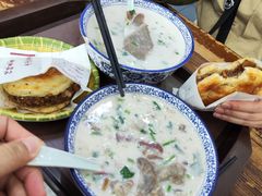 羊肉汤（多肉）-穆得·老周家牛肉烧饼(普利街店)