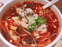 -渝是乎酸菜鱼(龙旗购物中心店)