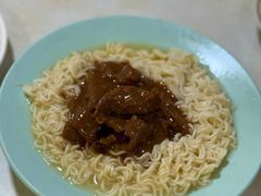 沙嗲牛肉麵-新华茶餐厅