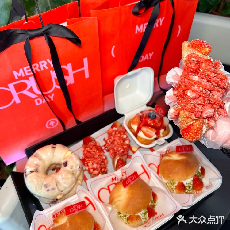 趁热集合的5款圣诞新品!好吃哭了。。。