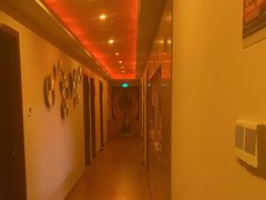 -金色莲花泰式按摩SPA(石牌店)