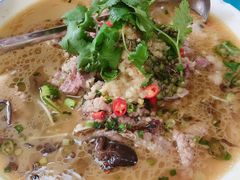 -三江源美食城