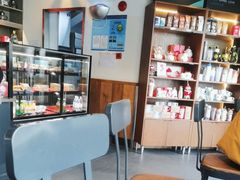 -星巴克(西藏路店)