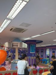 -孩子王童乐园(马群店)