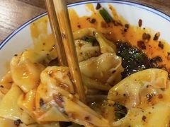 -继红顺河抄手名小吃