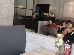 -必胜客(武汉欢乐谷店)