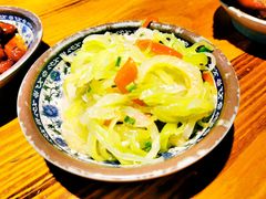 莴笋炒肉皮-老外婆本帮面(塔城路店)