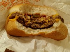双层吉士汉堡包-麦当劳(北京南站店)