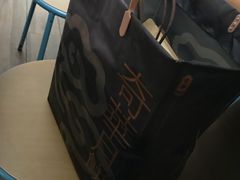 -奇华饼家(香港国际机场T1店)
