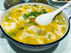 陕南浆水酸汤鱼-東舍食唐精品陕菜馆