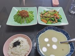 -爱月宝月嫂·育儿嫂(哈尔滨总店)