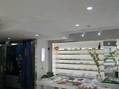 -视野联行眼镜蔡司·依视路官方授权店(顺城店)