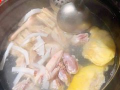 榴莲椰子鸡-百年果林椰子鸡(中洲店)