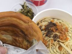 -江三王记牛杂馆(总店)