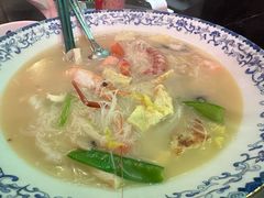 -霆记海鲜·只为这碗面(滨江店)