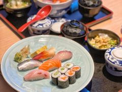 -小山日本料理(电子大厦店)